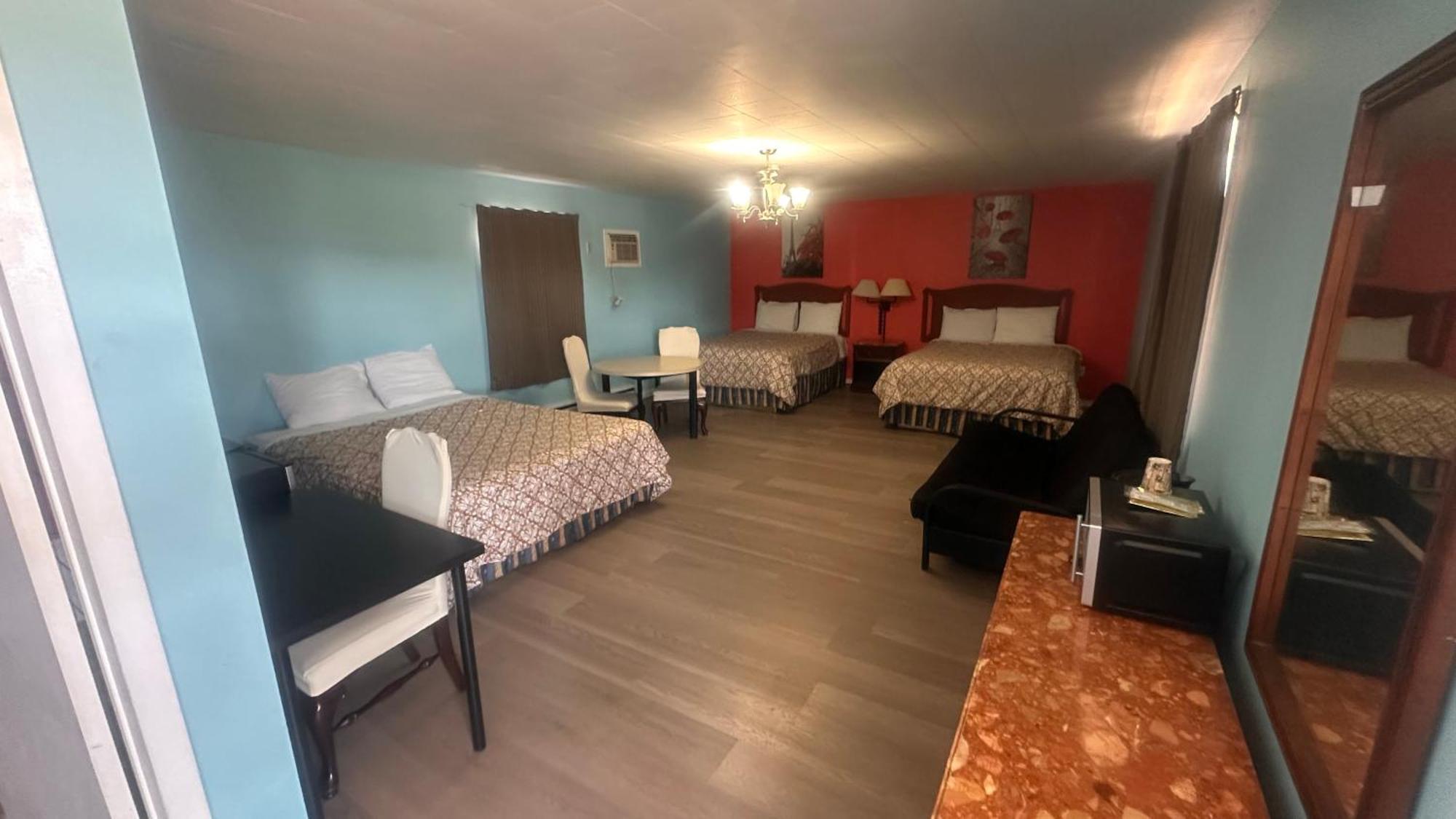 Colonial Motel Chatham-Kent 외부 사진