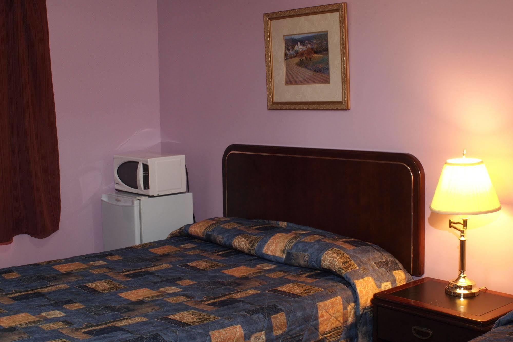 Colonial Motel Chatham-Kent 외부 사진